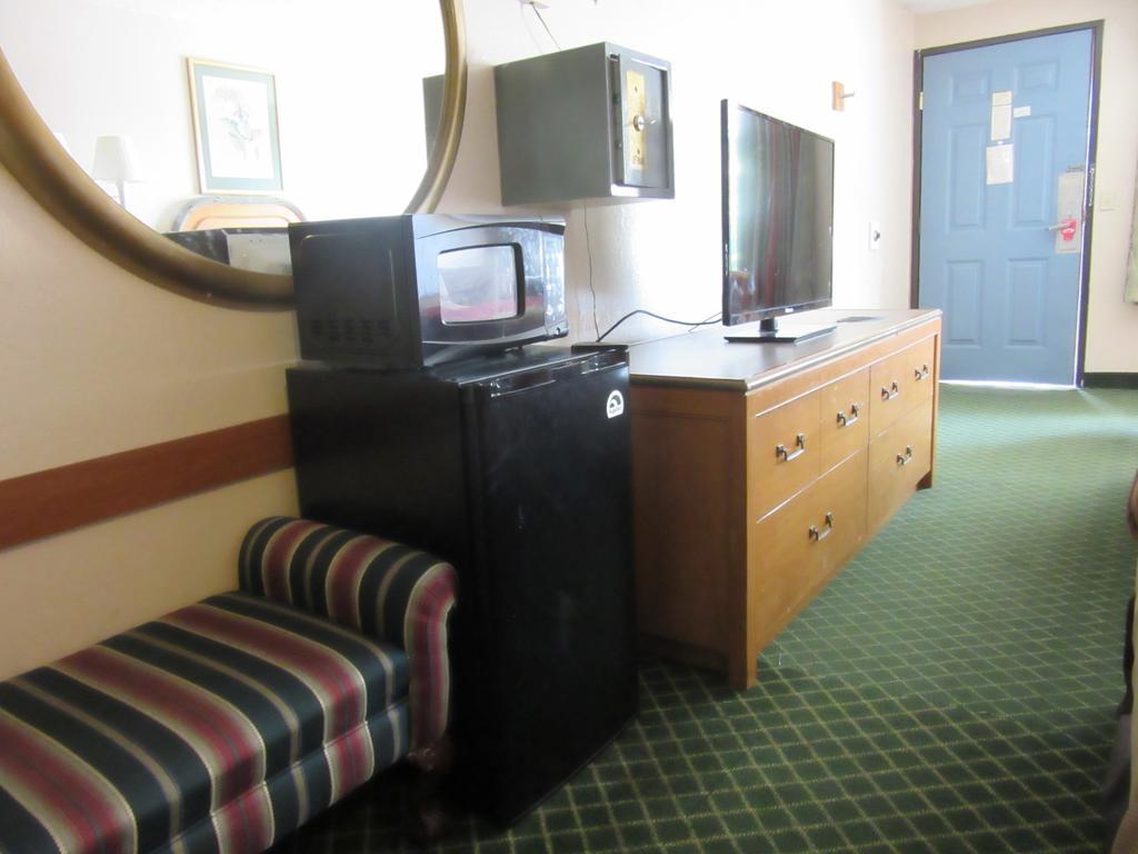 Econo Lodge Pooler - Savannah I-95 Luaran gambar