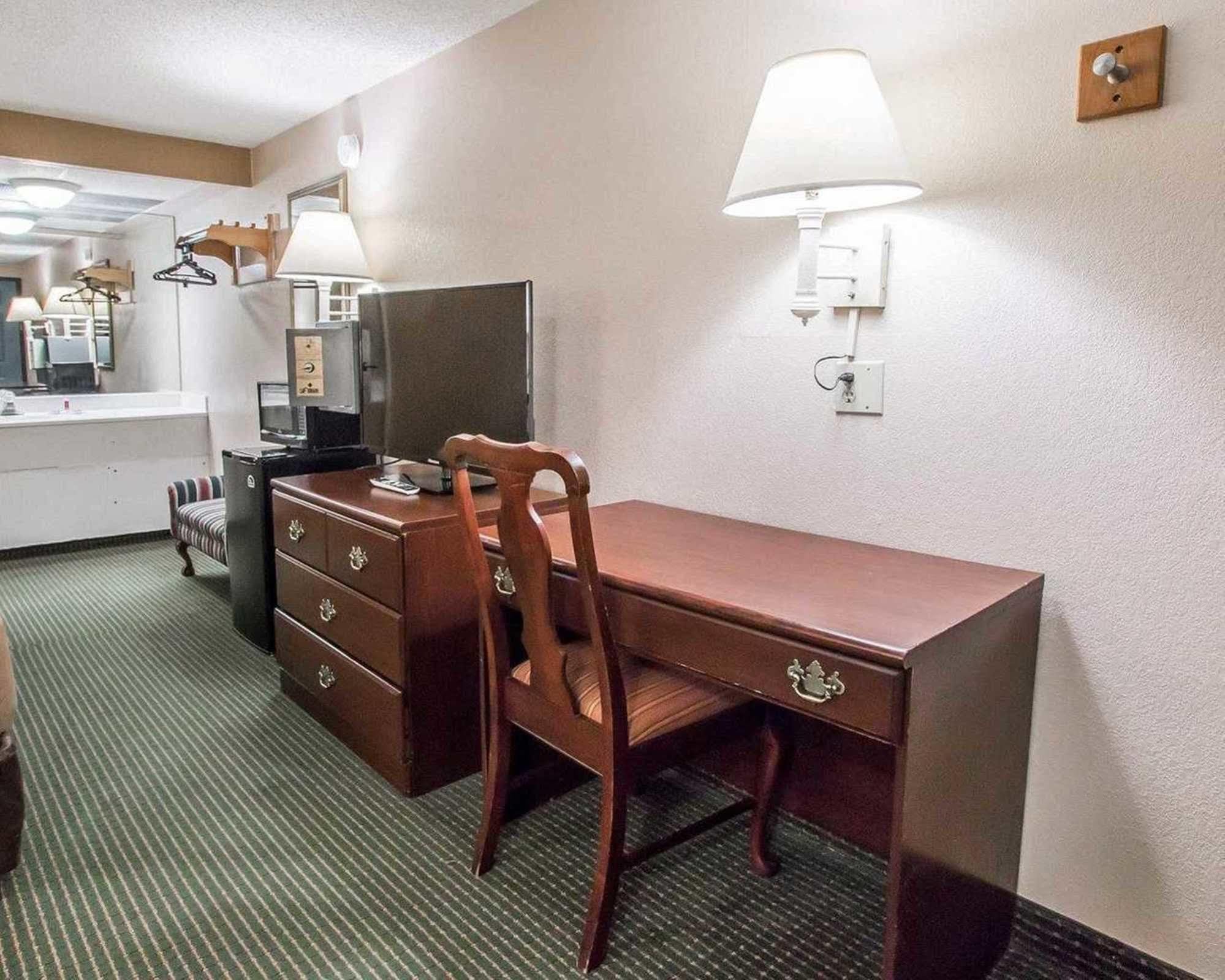 Econo Lodge Pooler - Savannah I-95 Luaran gambar